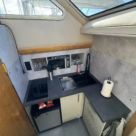 Botel Yacht La Rochelle, 5 Pers, 2 Sdb *