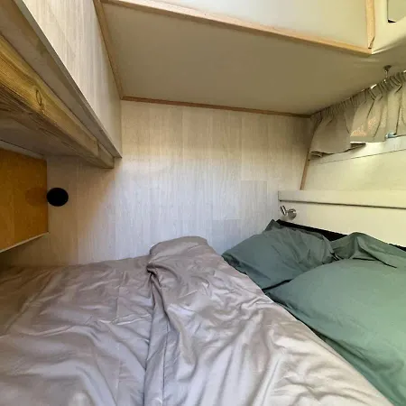 Bateau-hôtel Yacht La Rochelle, 5 Pers, 2 Sdb *