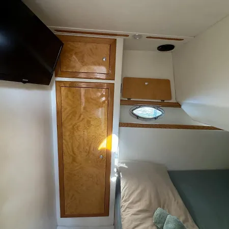 Yacht La Rochelle, 5 Pers, 2 Sdb *