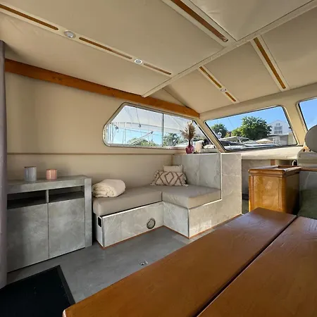 Yacht La Rochelle, 5 Pers, 2 Sdb La Rochelle (Charente-Maritime)