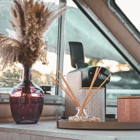 Yacht La Rochelle, 5 Pers, 2 Sdb