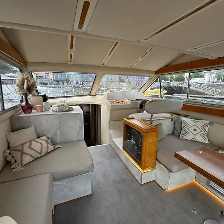 Yacht La Rochelle, 5 Pers, 2 Sdb Bateau-hôtel La Rochelle (Charente-Maritime)