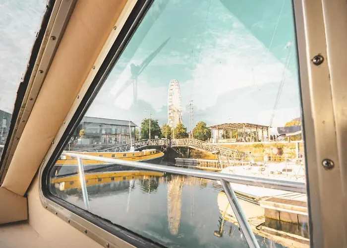 Botel Yacht La Rochelle, 5 Pers, 2 Sdb *